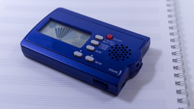 ヒトカラ行くならこれを忘れるな!スマホと音楽プレイヤーは必須です