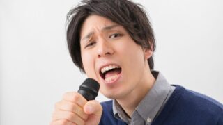 ヒトカラで変な人だと思われないための工夫 