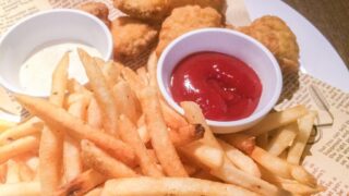 ヒトカラで持ち込みができるカラオケ店まとめ。バレなければ飲食しても大丈夫？ 