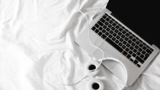 【歌うだけじゃない！】勉強、楽器、ゲーム、パソコン何でもしよう！ 